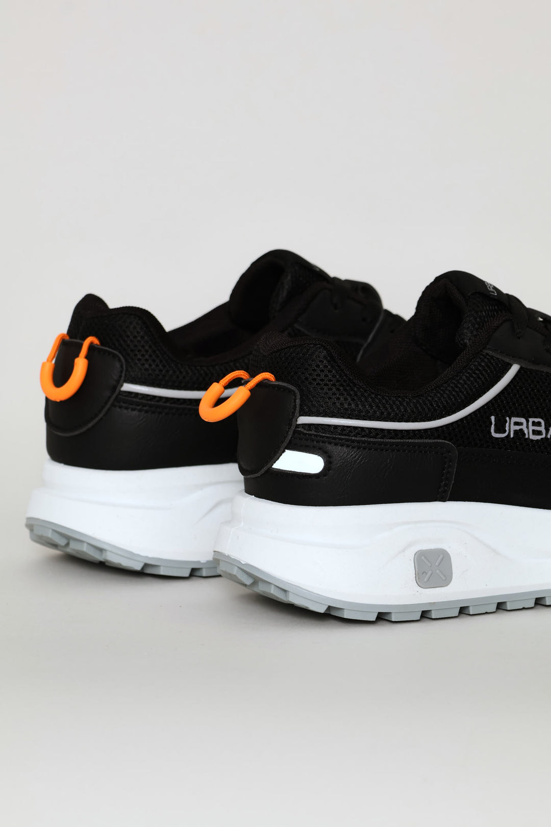 Redo 8 Retro Trainer - Black