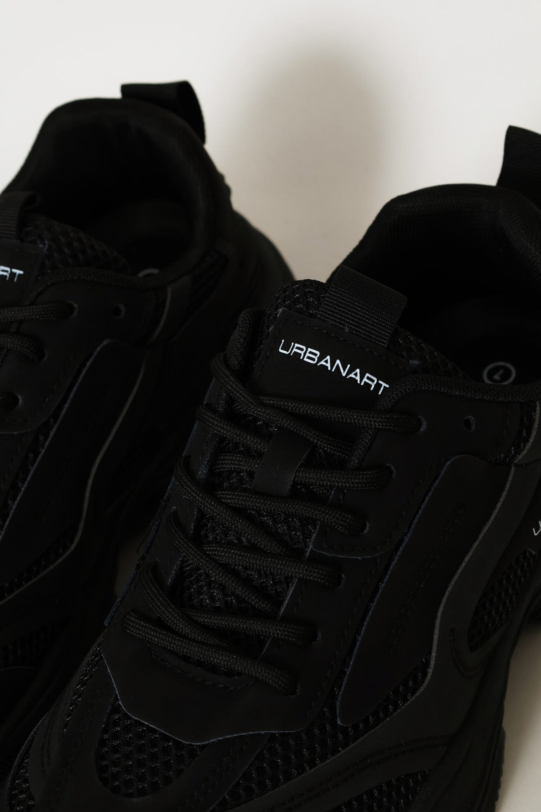 Serpent Chunky Trainer - Black