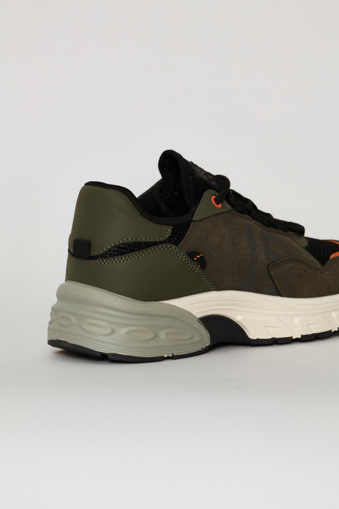Elements Retro Trainer - Olive