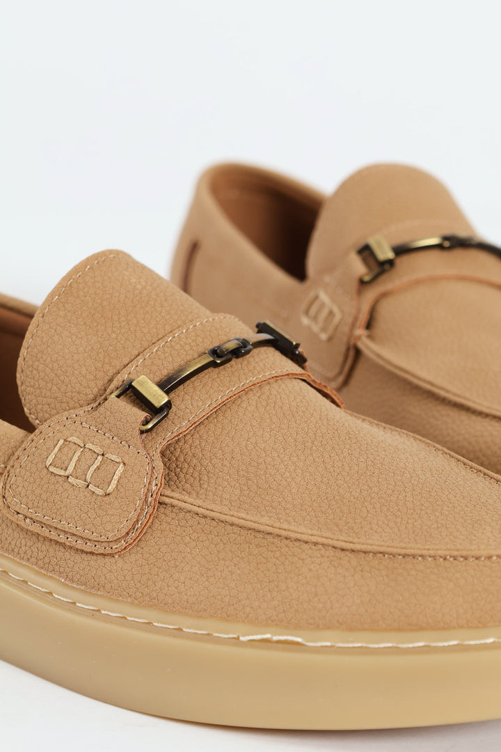 Pieza Metal Trim Slip On Loafer - Beige