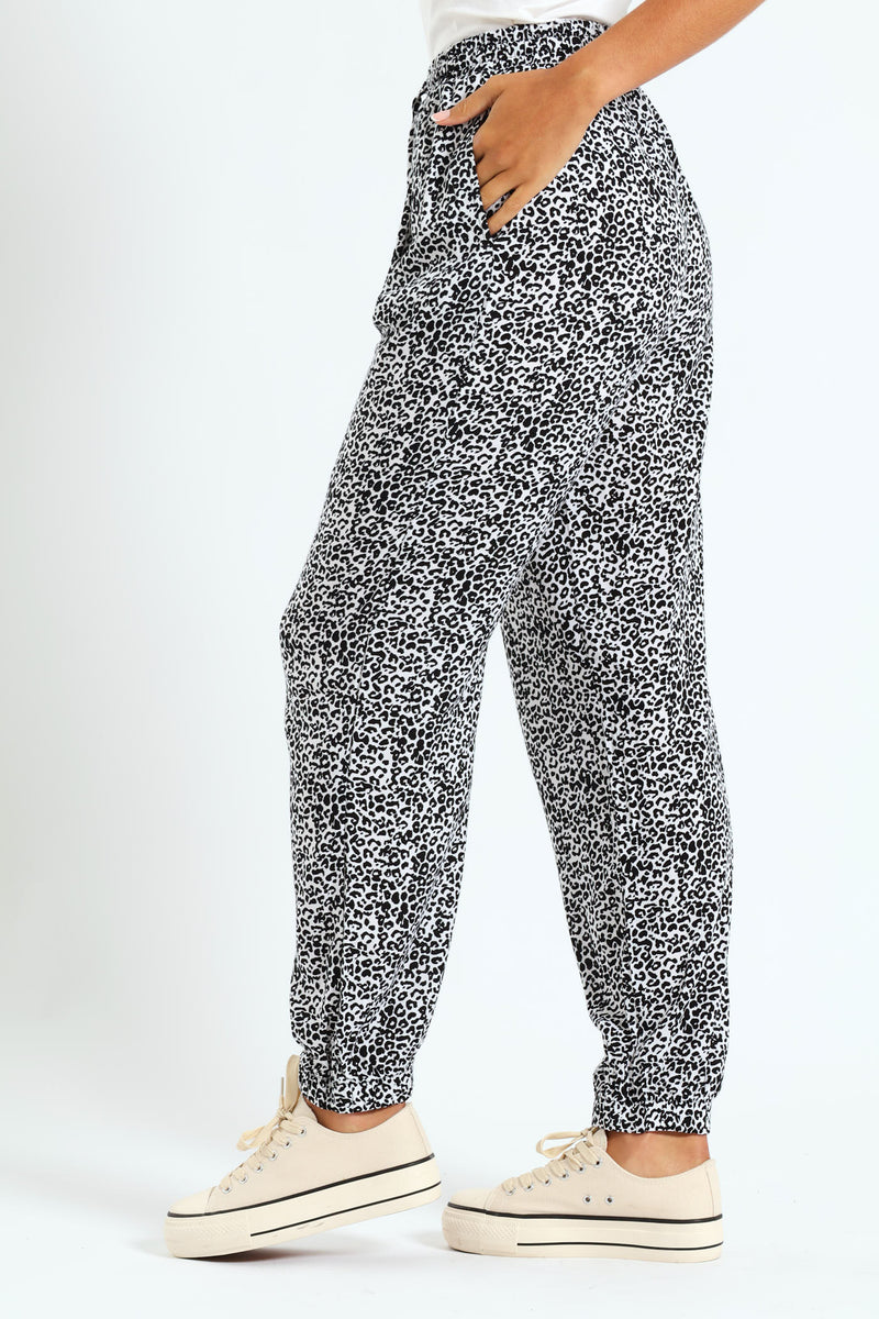 Pull-On Elasticated Cuff Jogger - White/Black