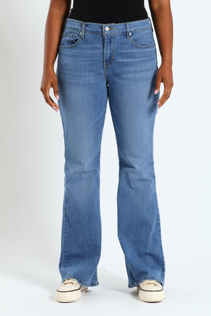 Curvy Flare Warm Up The Pitcher Jeans - Light Wash
