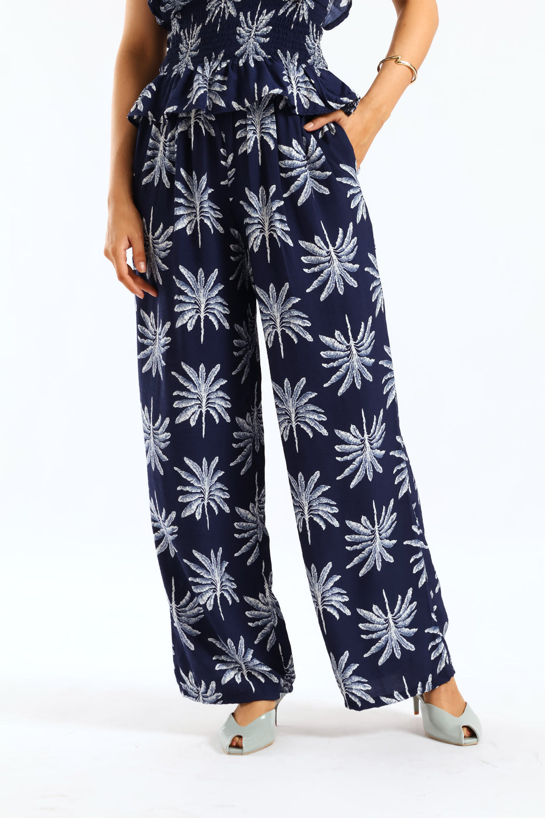 Pull On Self Belt Wideleg Pant - Navy/White