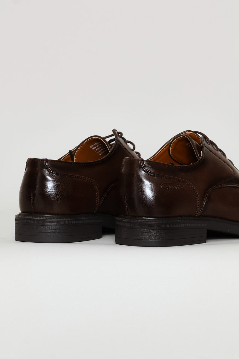 Plain Toe Lace Up Derby Shoe - Brown