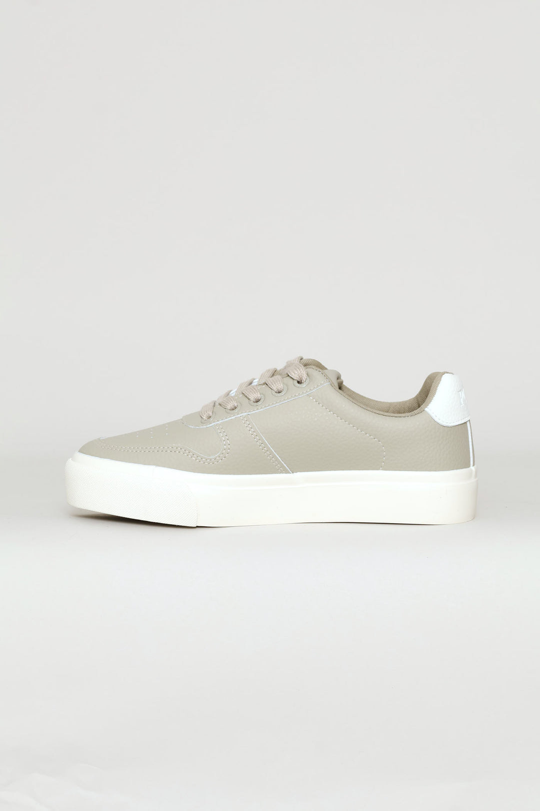 Action Leather Sneaker - Stone