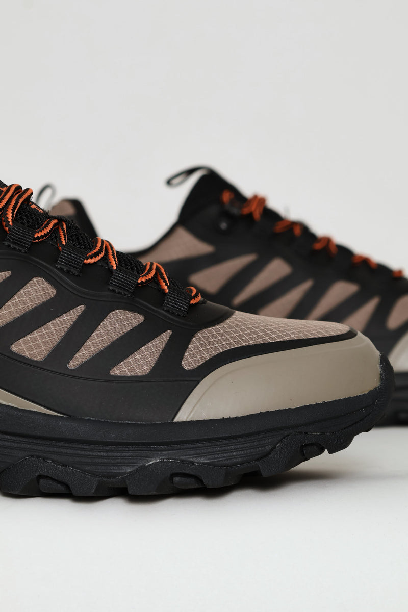 Compass Hiker Shoe - Black/Stone