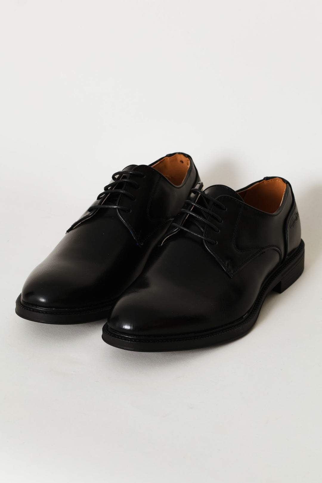 Plain Toe Lace Up Derby Shoe - Black