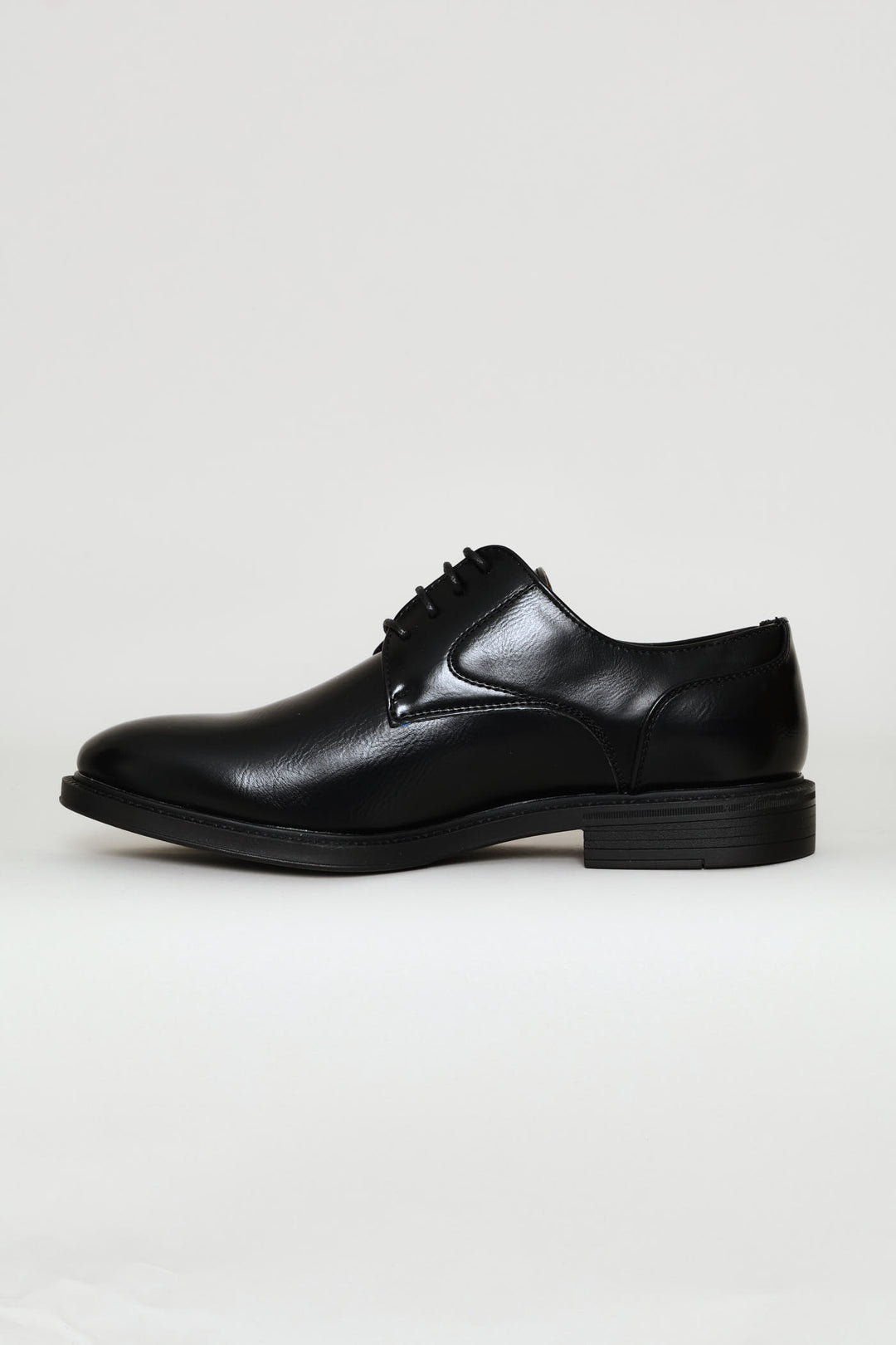 Plain Toe Lace Up Derby Shoe - Black
