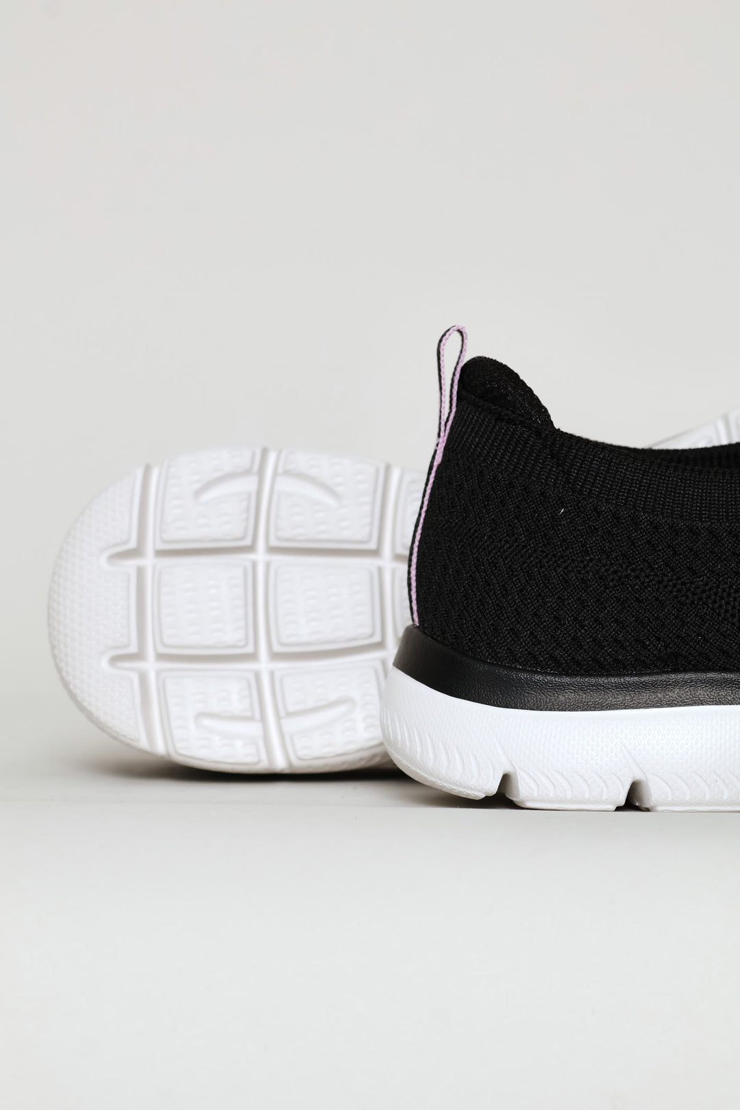 Summits Sneaker - Black