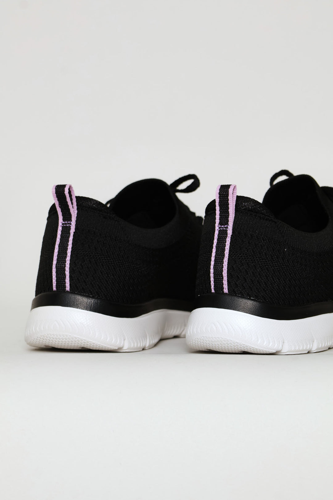 Summits Sneaker - Black