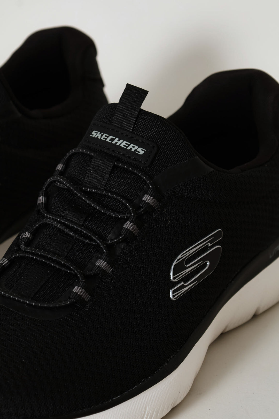 Summits Knit Trainer - Black