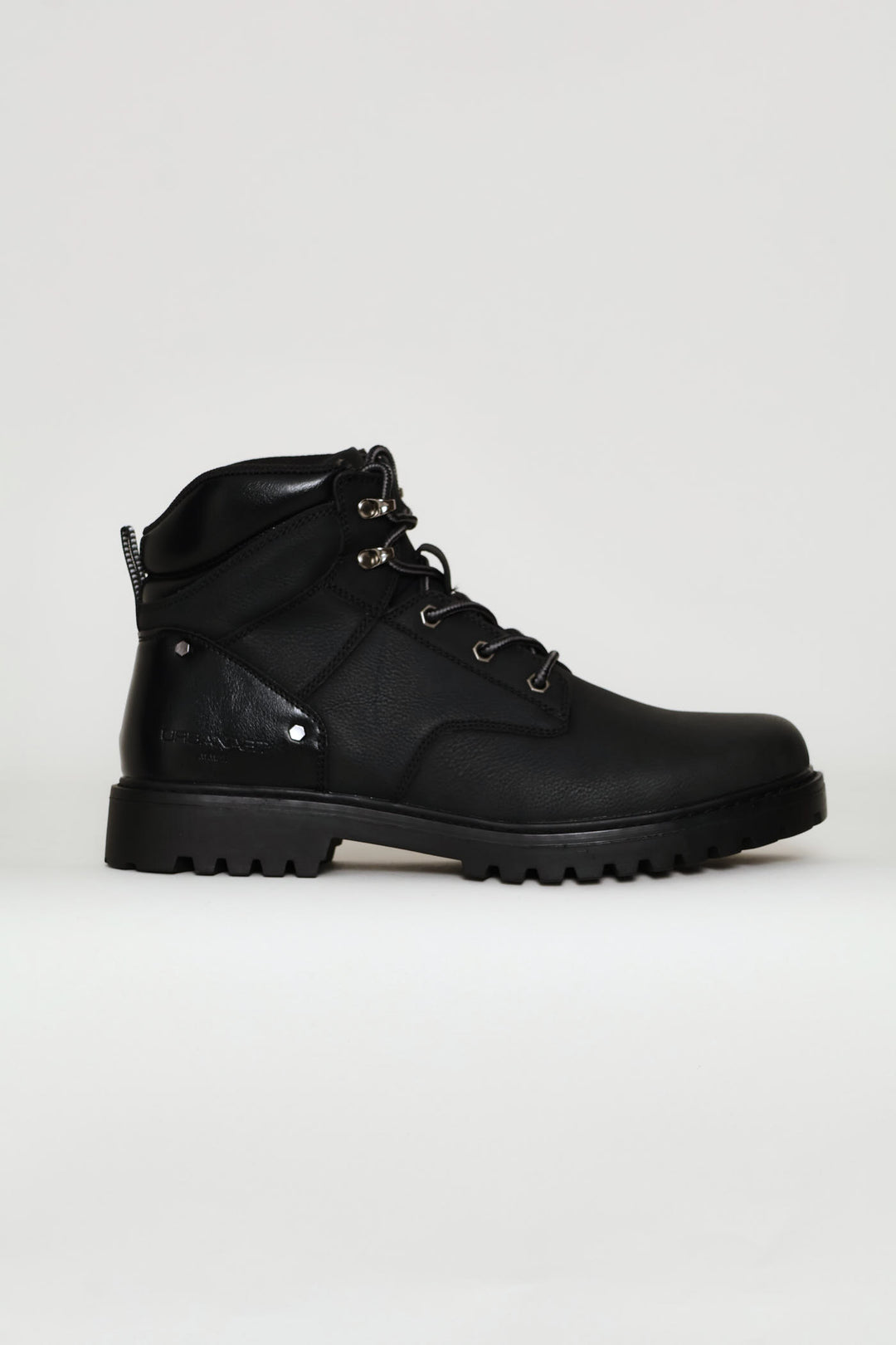 Timba 16 Nubuck Boot - Black