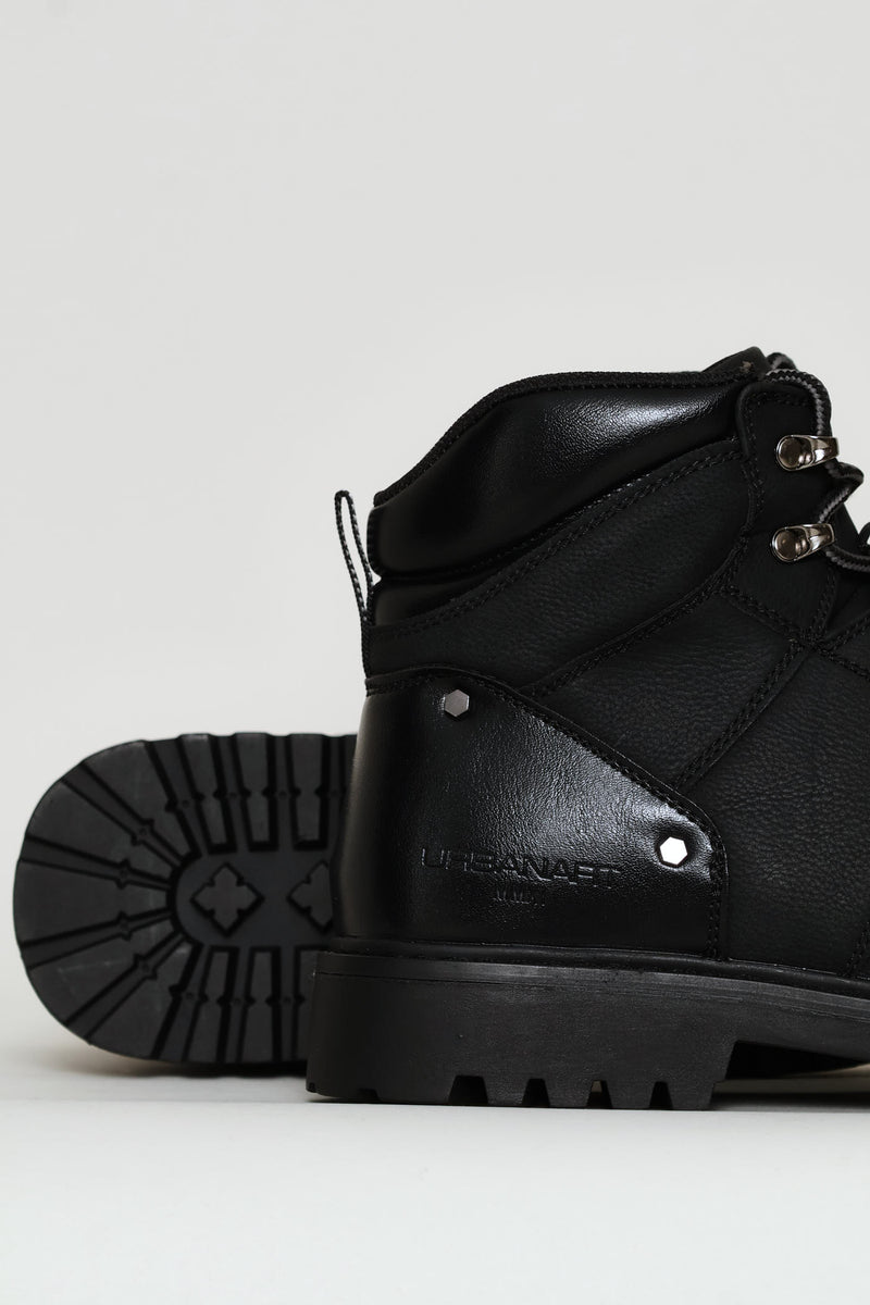 Timba 16 Nubuck Boot - Black