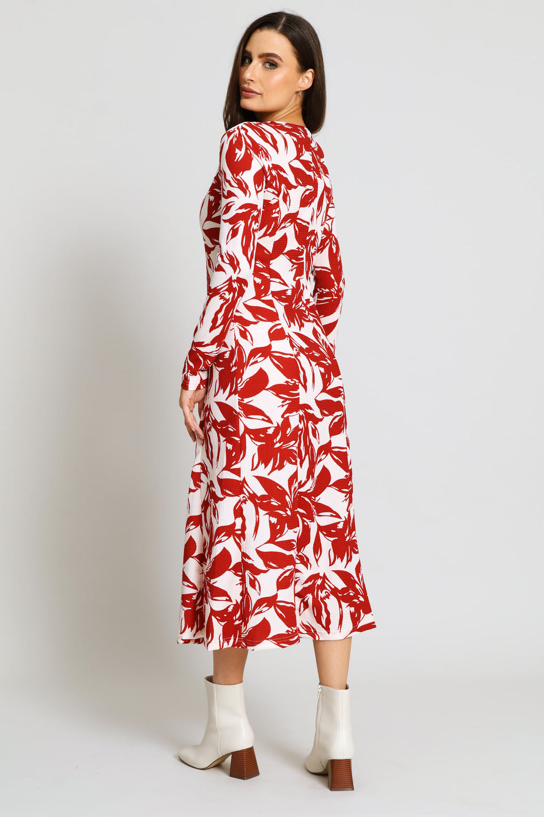 Fit & Flare Panelled Crinkle Midi Dress - White/Red