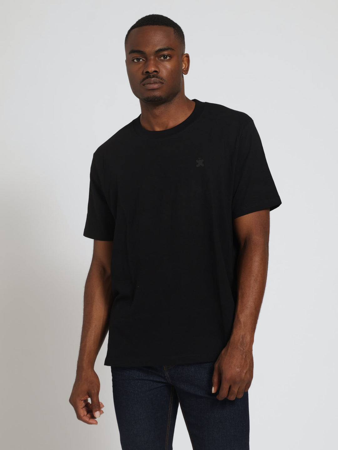 Essential Plain Tee - Black