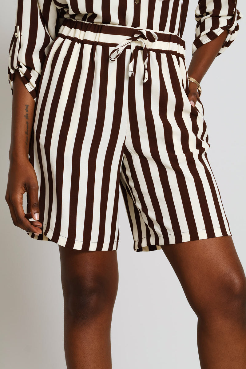 Elasticated Mid Thigh Shorts - Cream