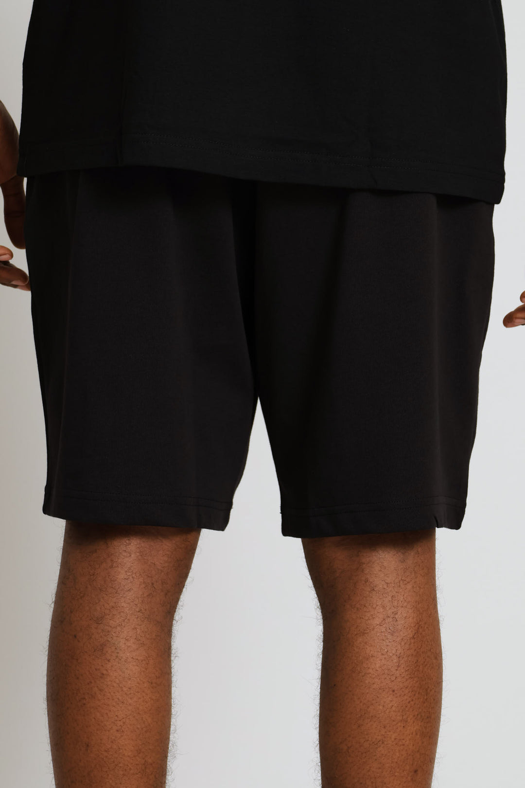 Essential No.1 Logo 10" Short - Black