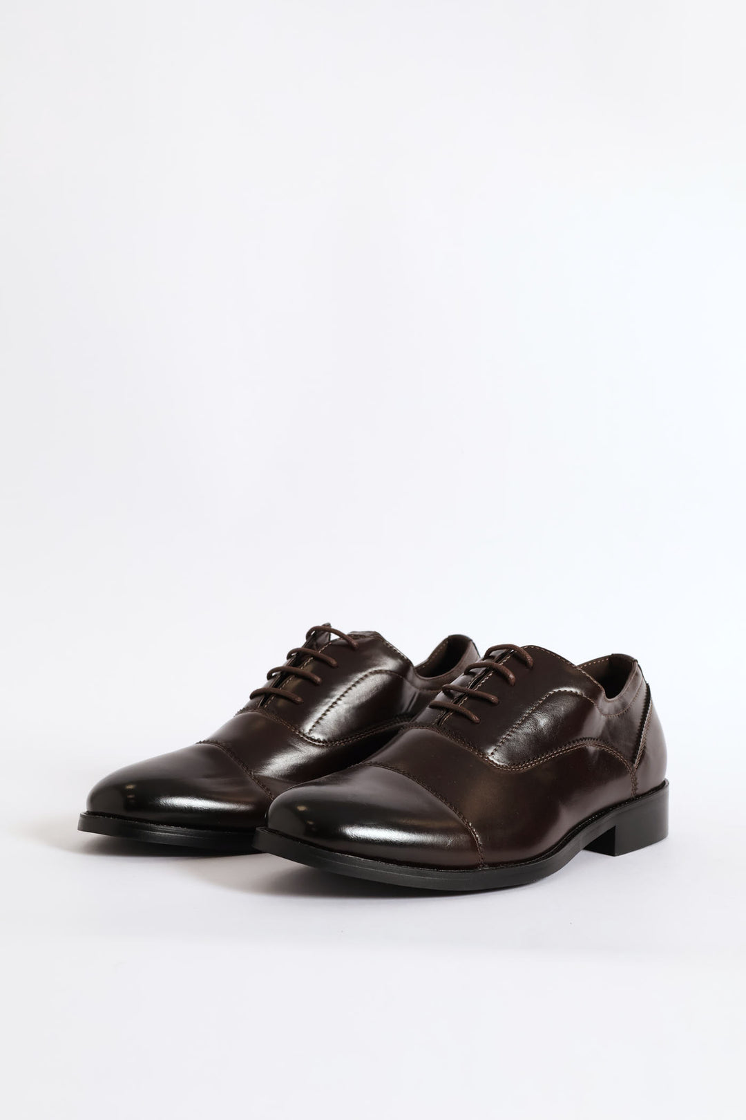 Lace Up Almond Toe Oxford Shoe - Chocolate