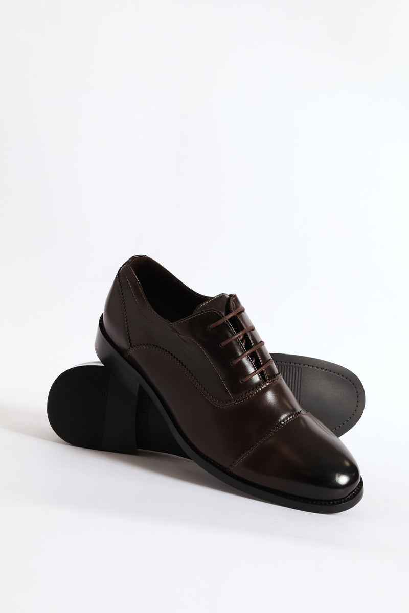 Lace Up Almond Toe Oxford Shoe - Chocolate