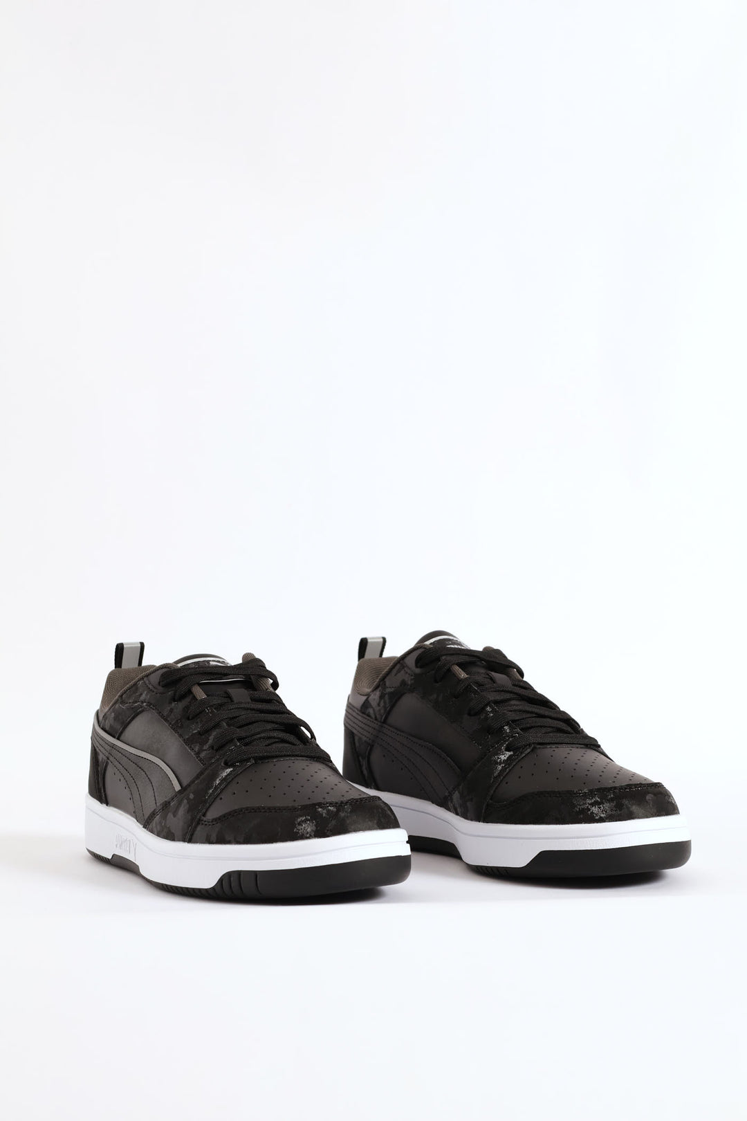 Rebound V6 Lo Day Night Sneaker - Black/Grey