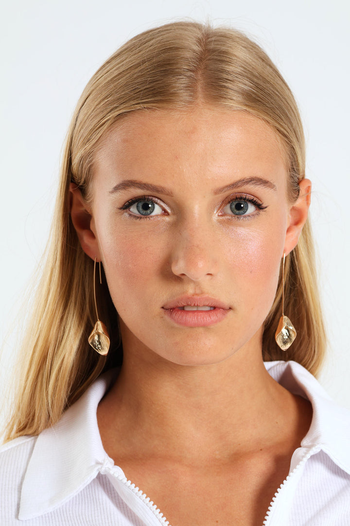 Lily Drop Earrings - Gold