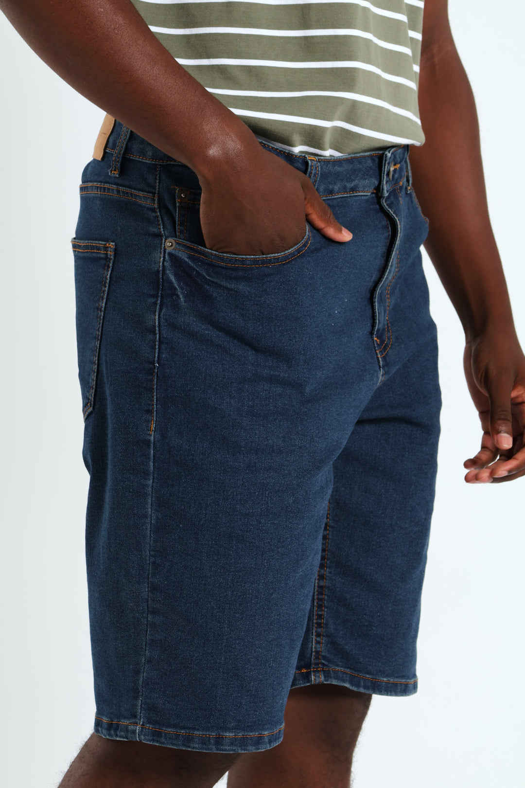 Camel Tint Denim Short - Dark Wash