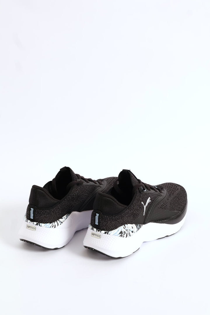 Softride Mayve Mystic Sneaker - Black