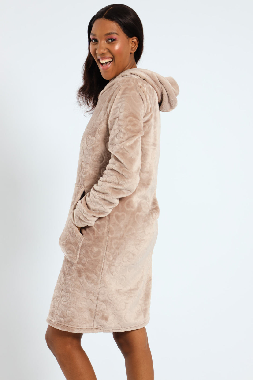 Slim Fit Embossed Hearts Snuggie - Light Brown