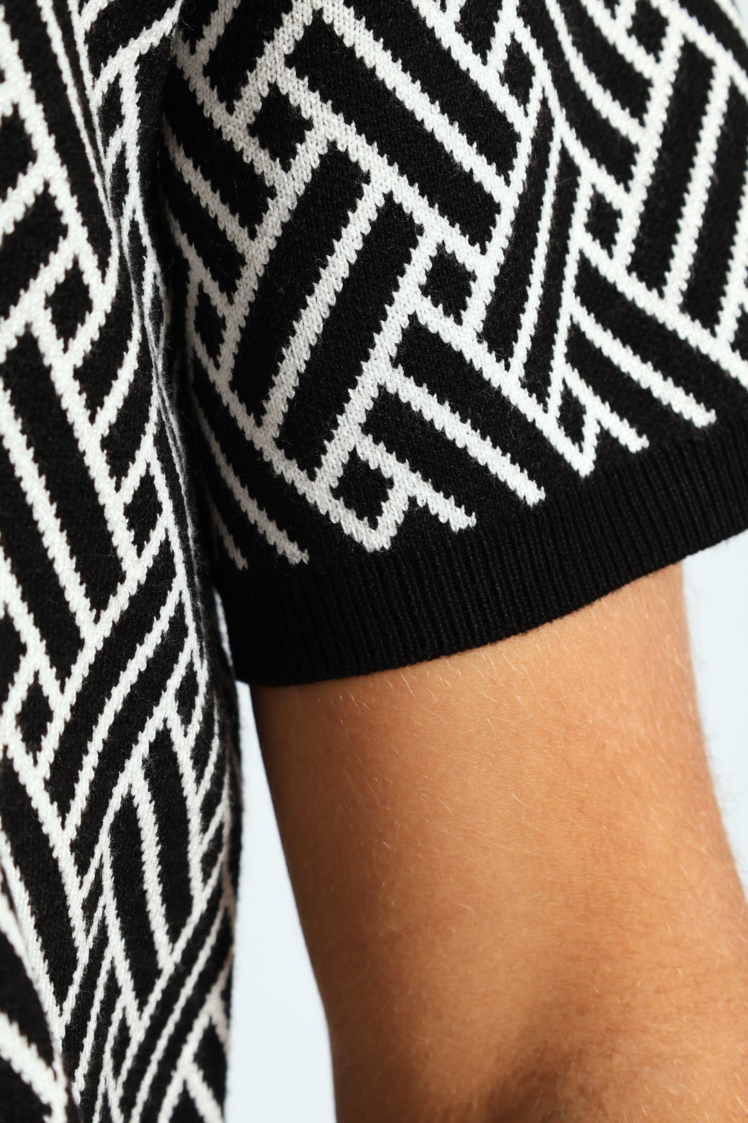 Knit Monochrome Golfer - Black/White