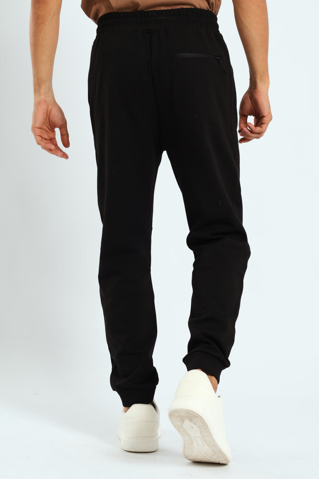 Aakil Jogger - Black