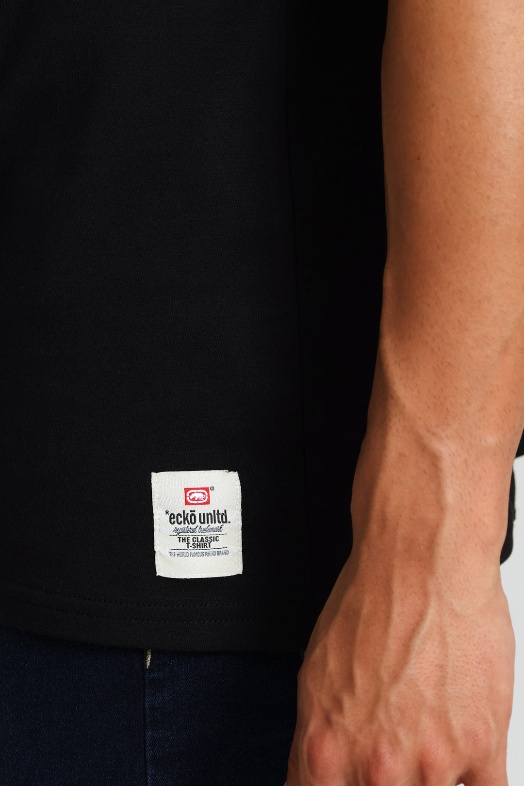 Curve Tee - Black