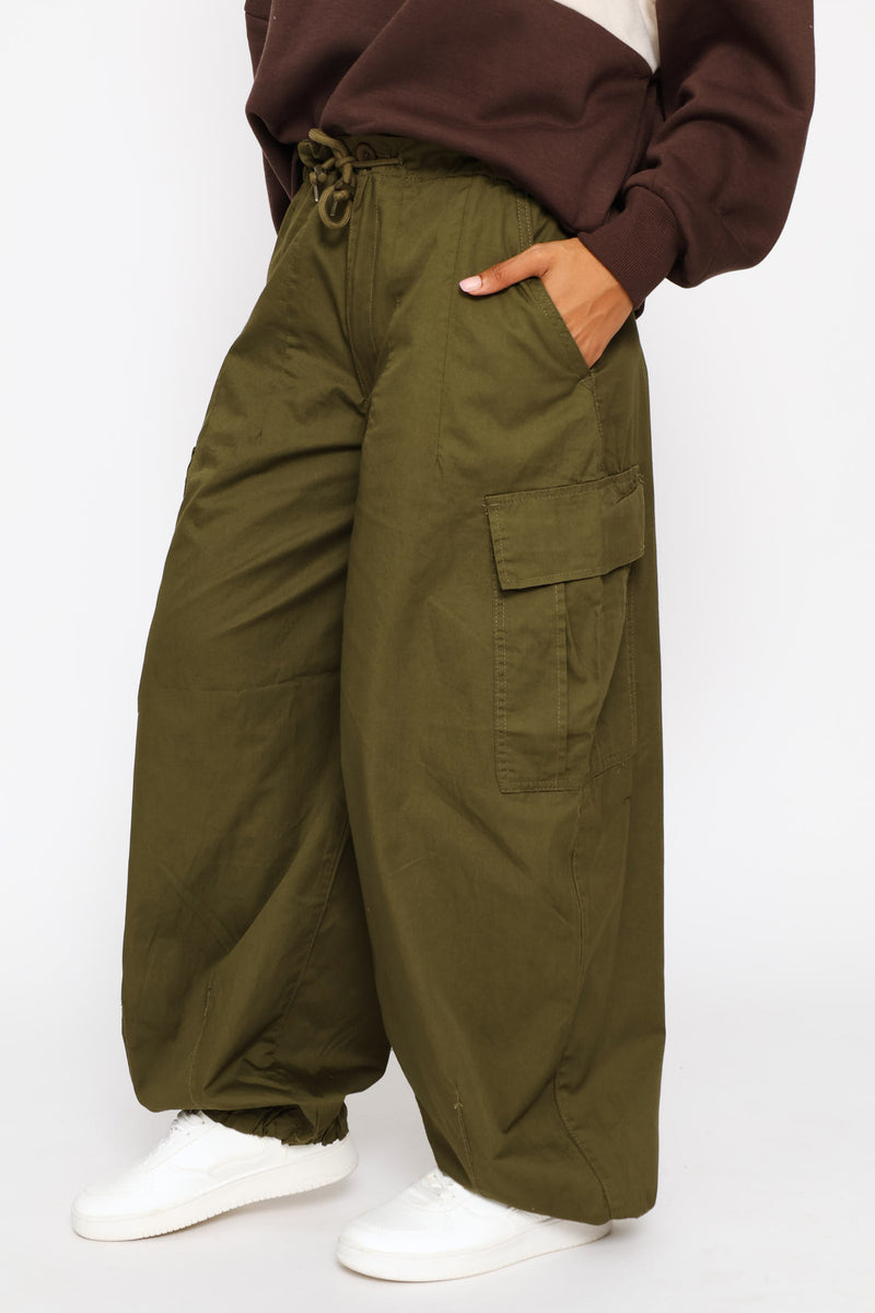Baggy Cargo Parachute Pant - Fatigue