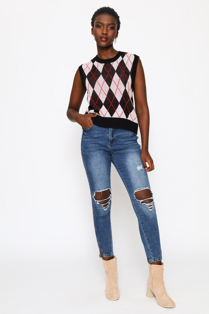 Sleeveless Argyle Vest - Black/Cream