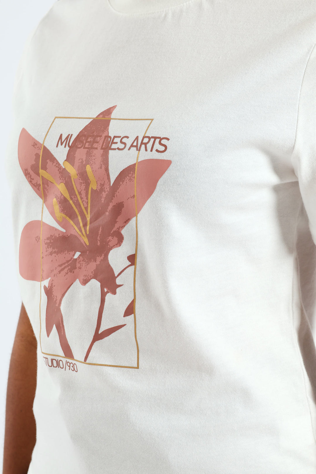 Rib Neck Boxy Lily Tee - White