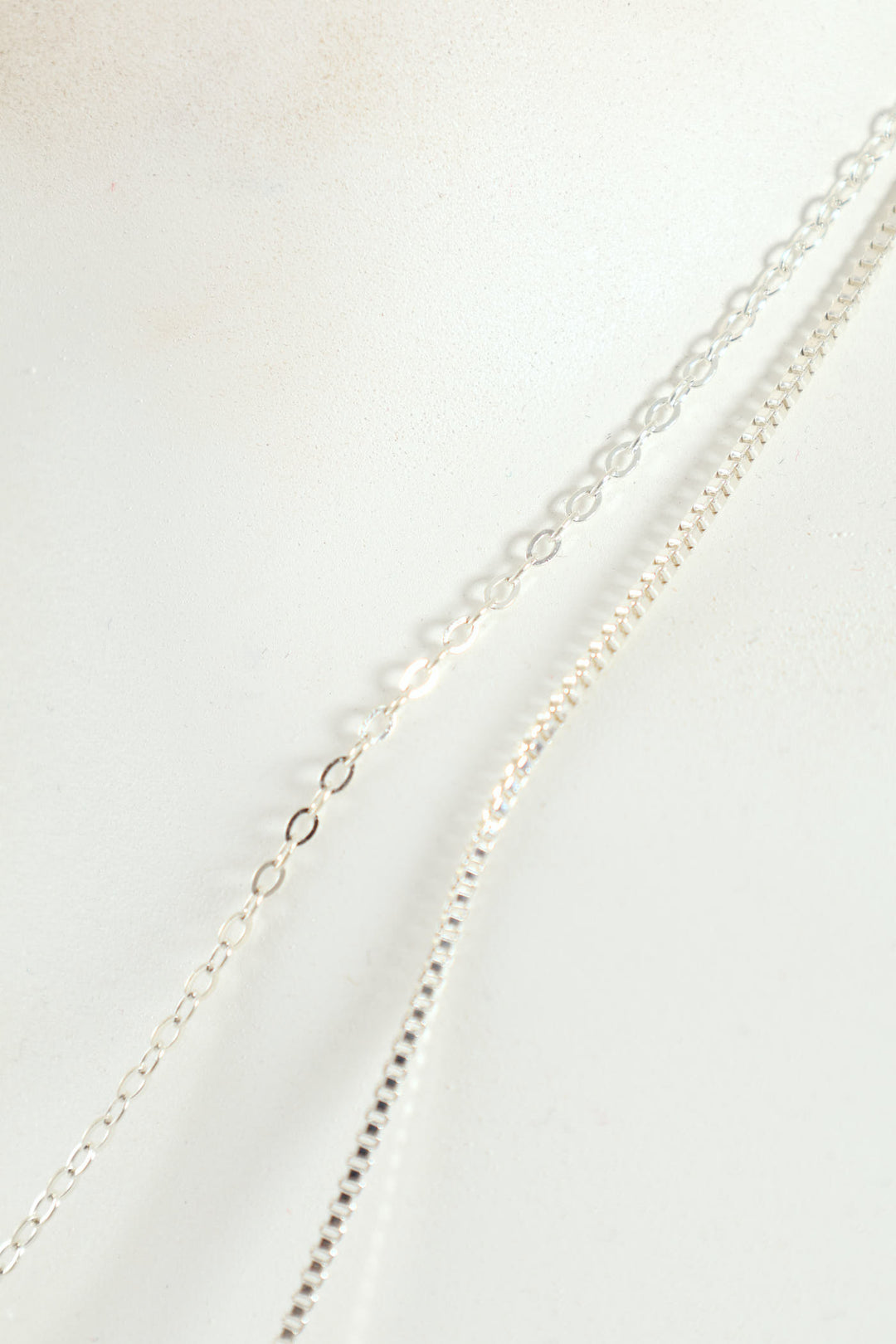 2 Layer Wavy & Disc Pendant Necklace - Silver