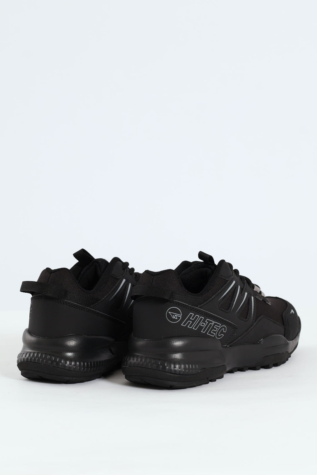Tempest Outdoor Trainer - Black