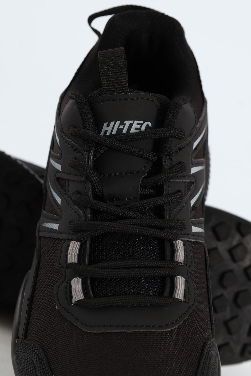 Tempest Outdoor Trainer - Black