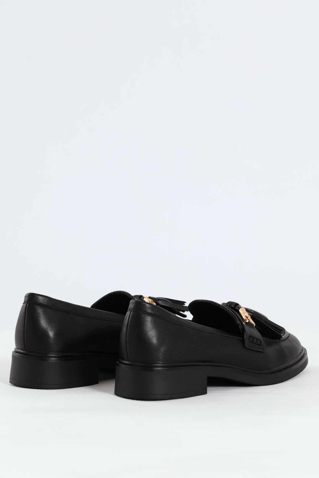 Metal Bar Tassle Smart Loafer - Black
