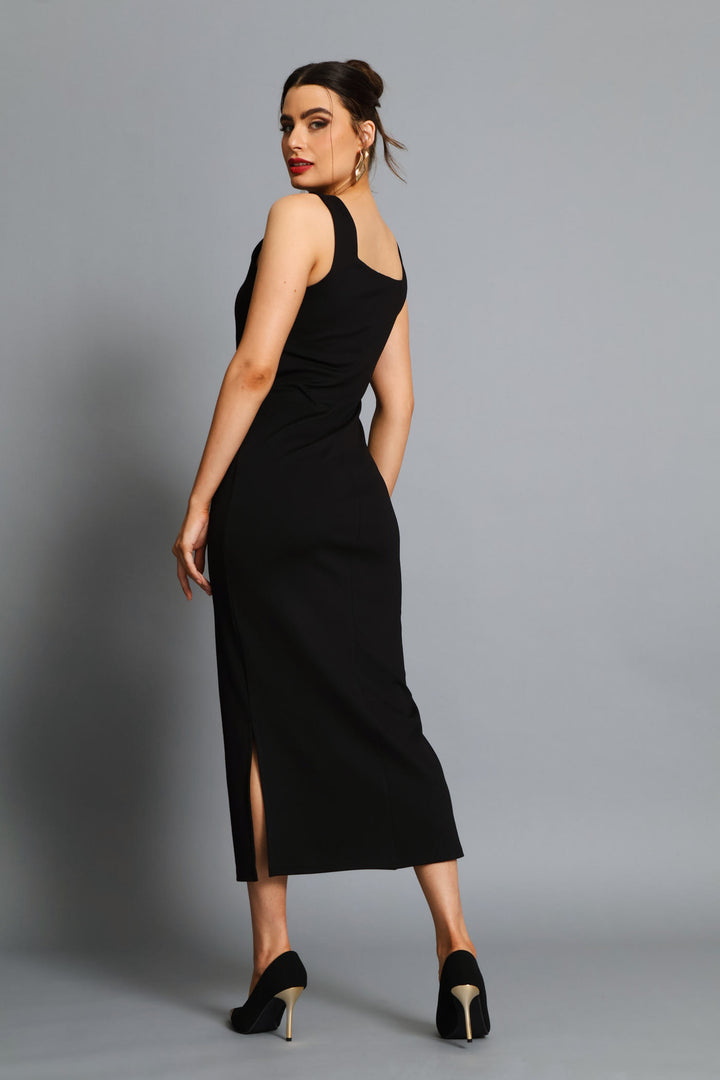 Trim Slit Detail Maxi Dress - Black