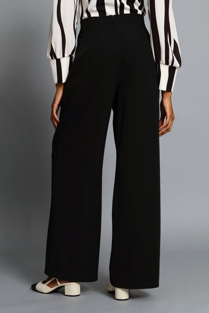 Trim Detail Straight Leg Pant - Black