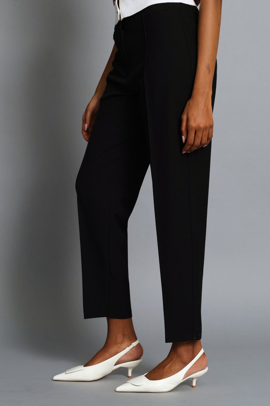 D-Ring Pin Tuck Slim Leg Pants - Black