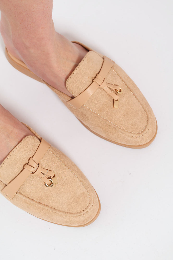 Smart Tassle Push In Mule - Beige