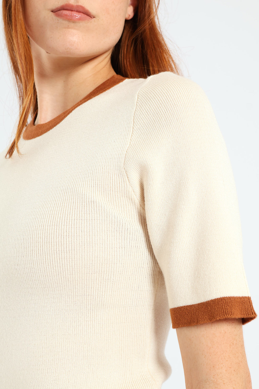 Short Sleeve Tipped Pullover - Brown