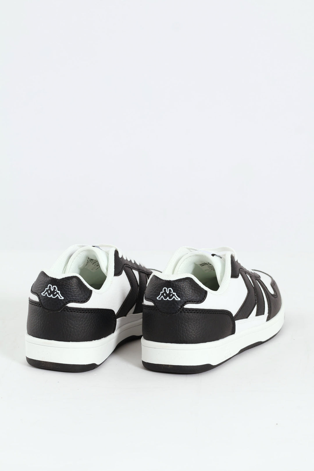 Logo Karushi Sneaker - White/Black