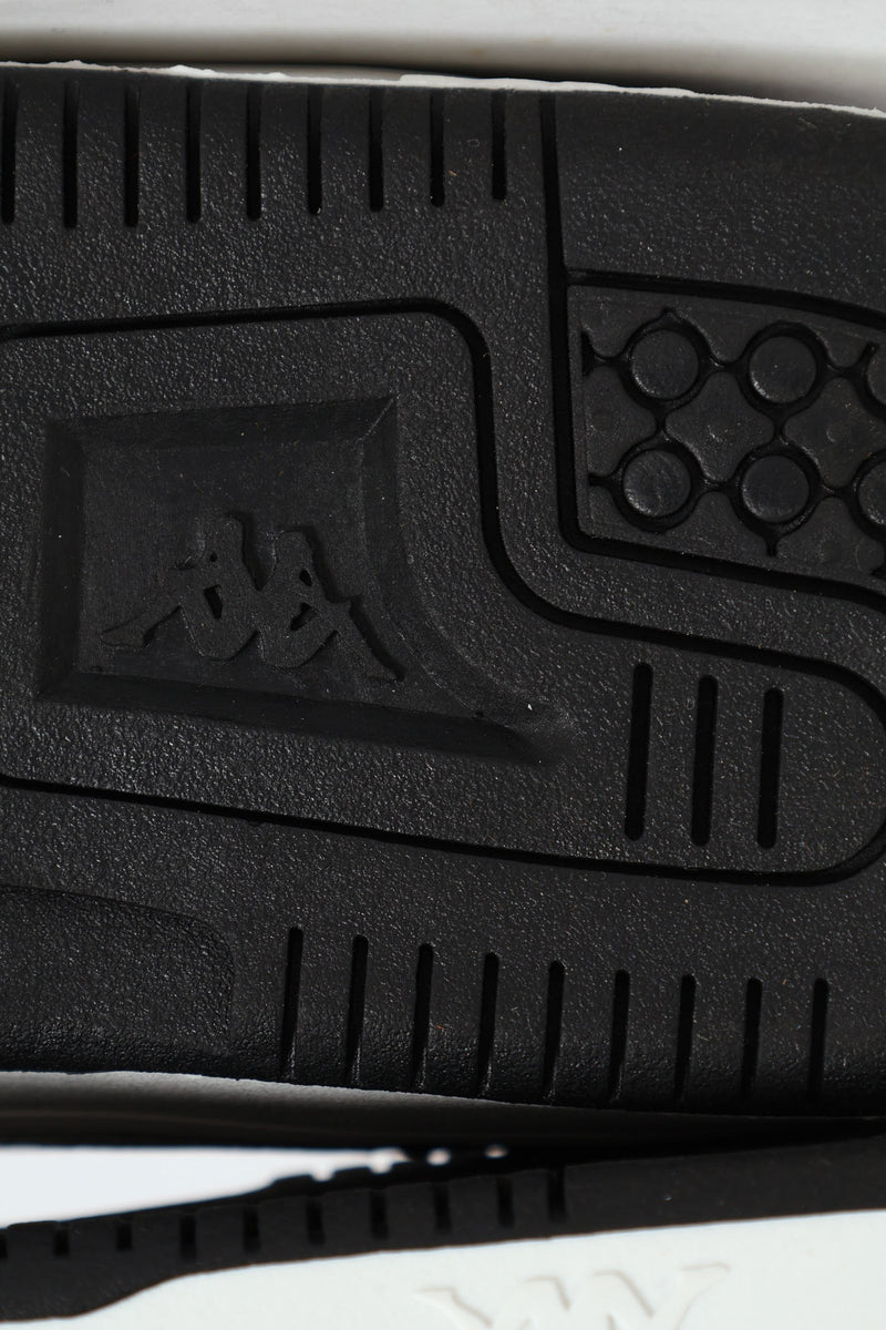 Logo Karushi Sneaker - White/Black