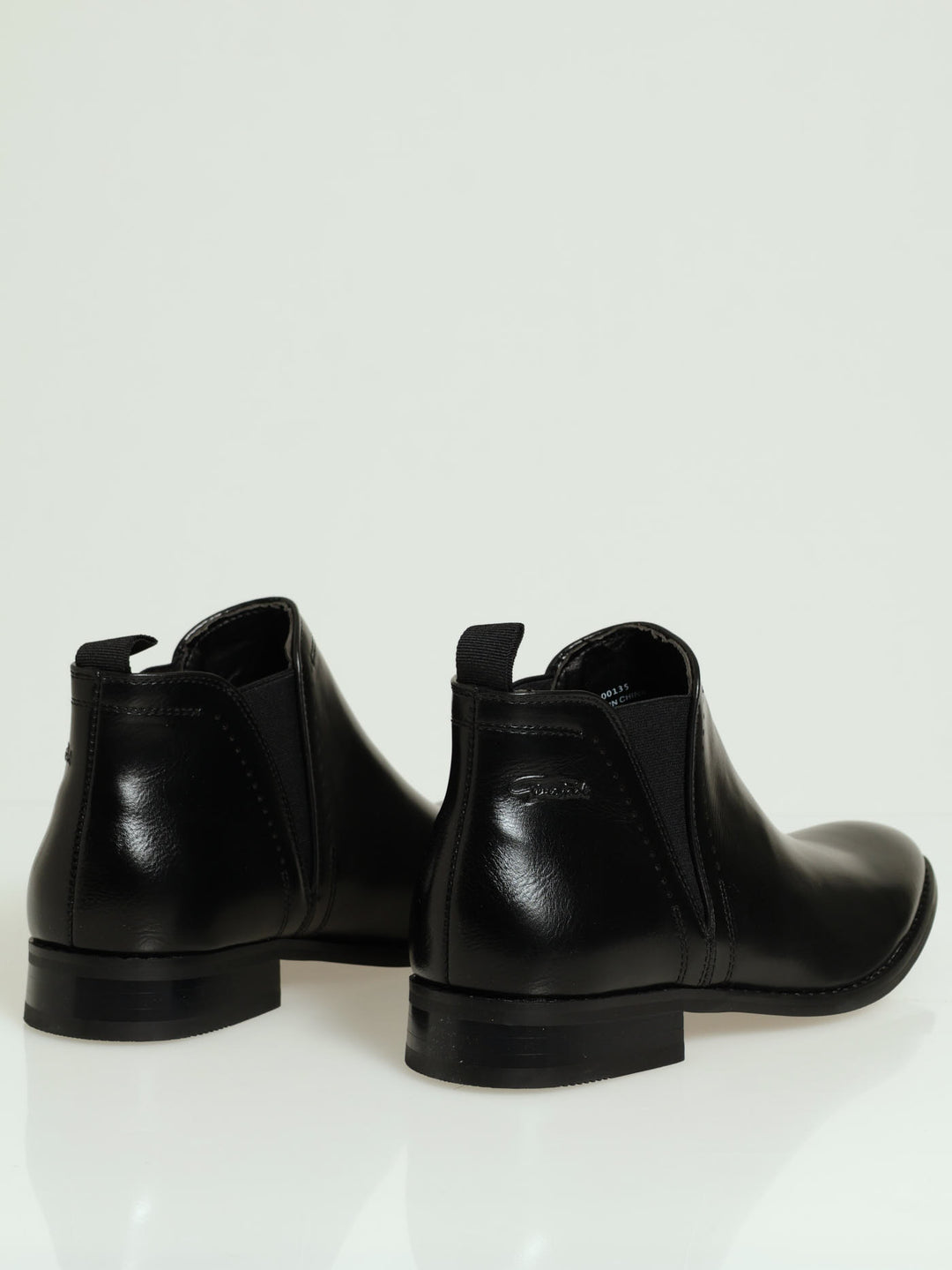 V-Elastic Chelsea Boot - Black