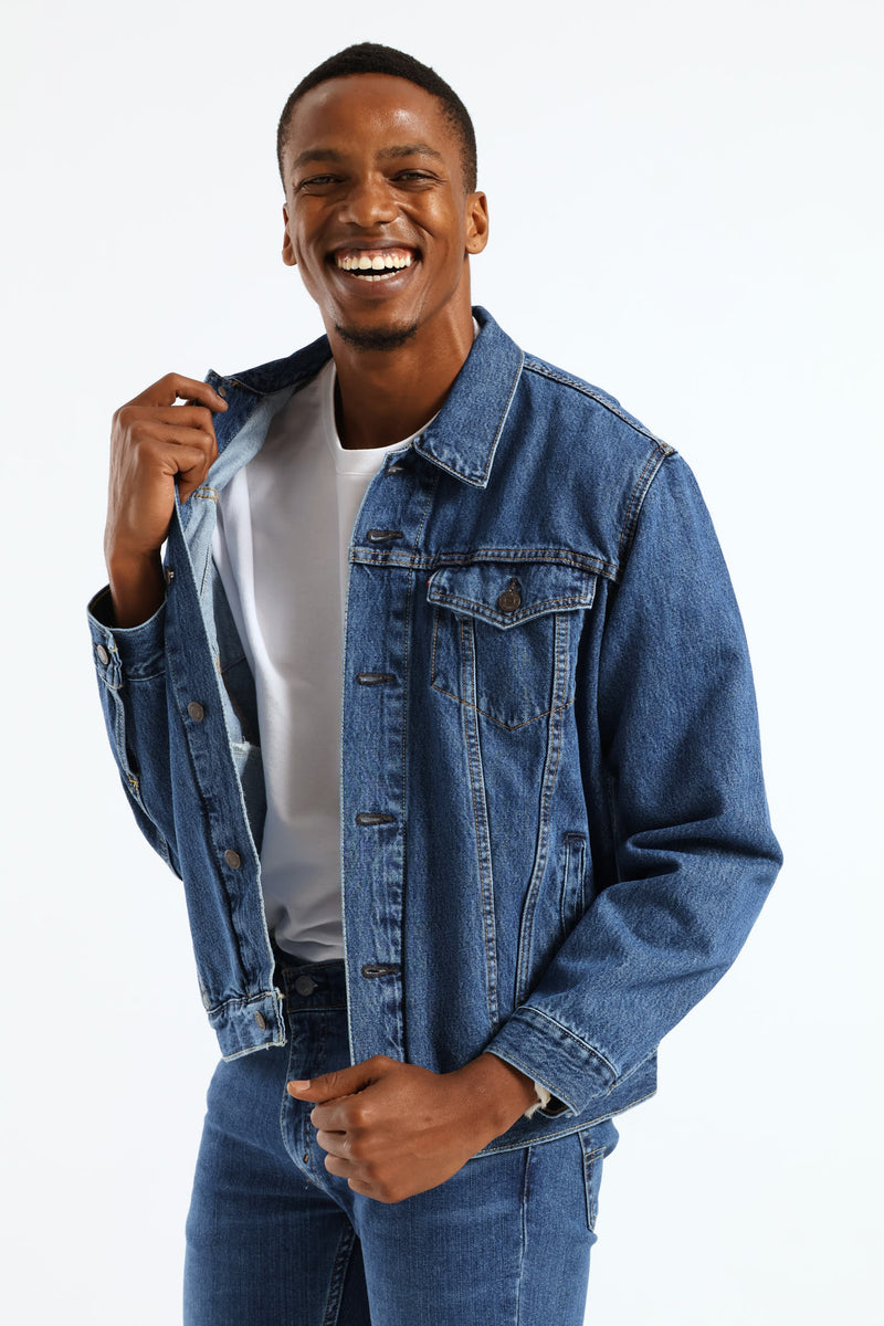 The Trucker Jacket - Medium Wash