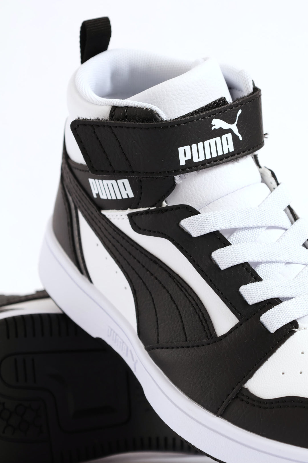 Boys Rebound V6 Mid Ac+ Sneaker - White/Black