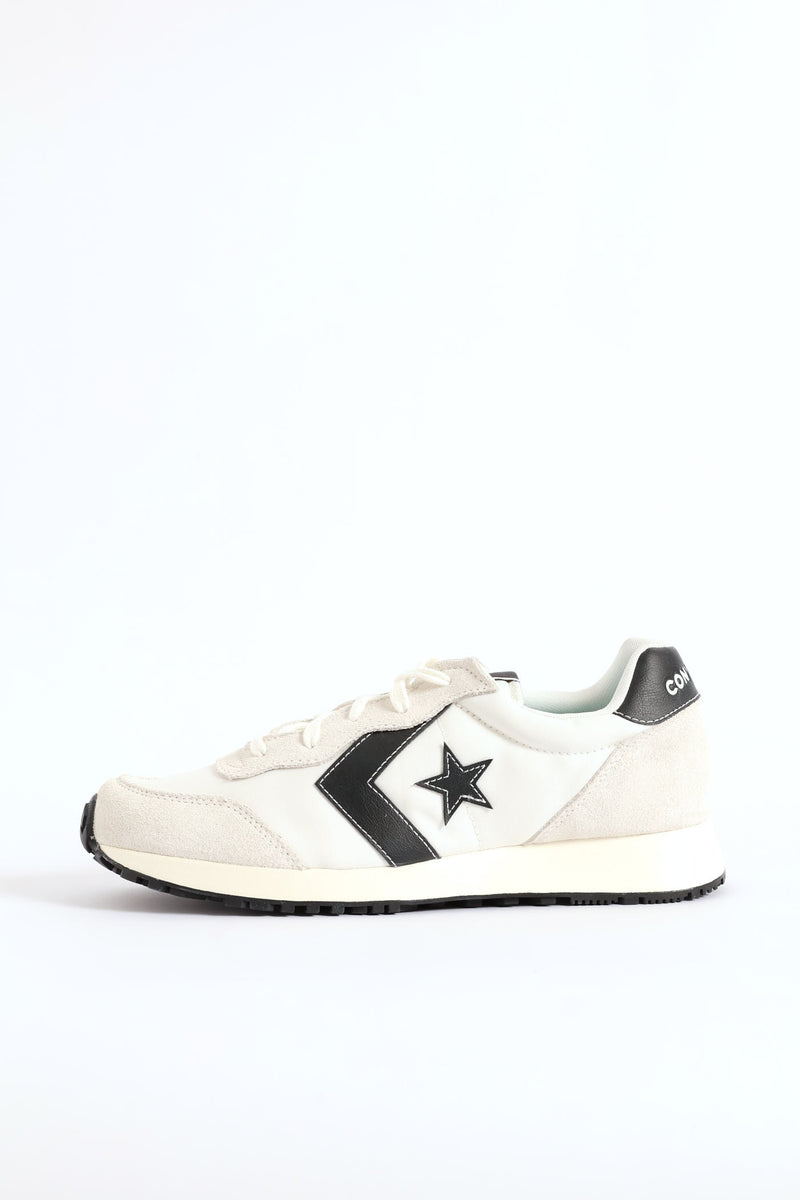 Omega Trainer - Off White