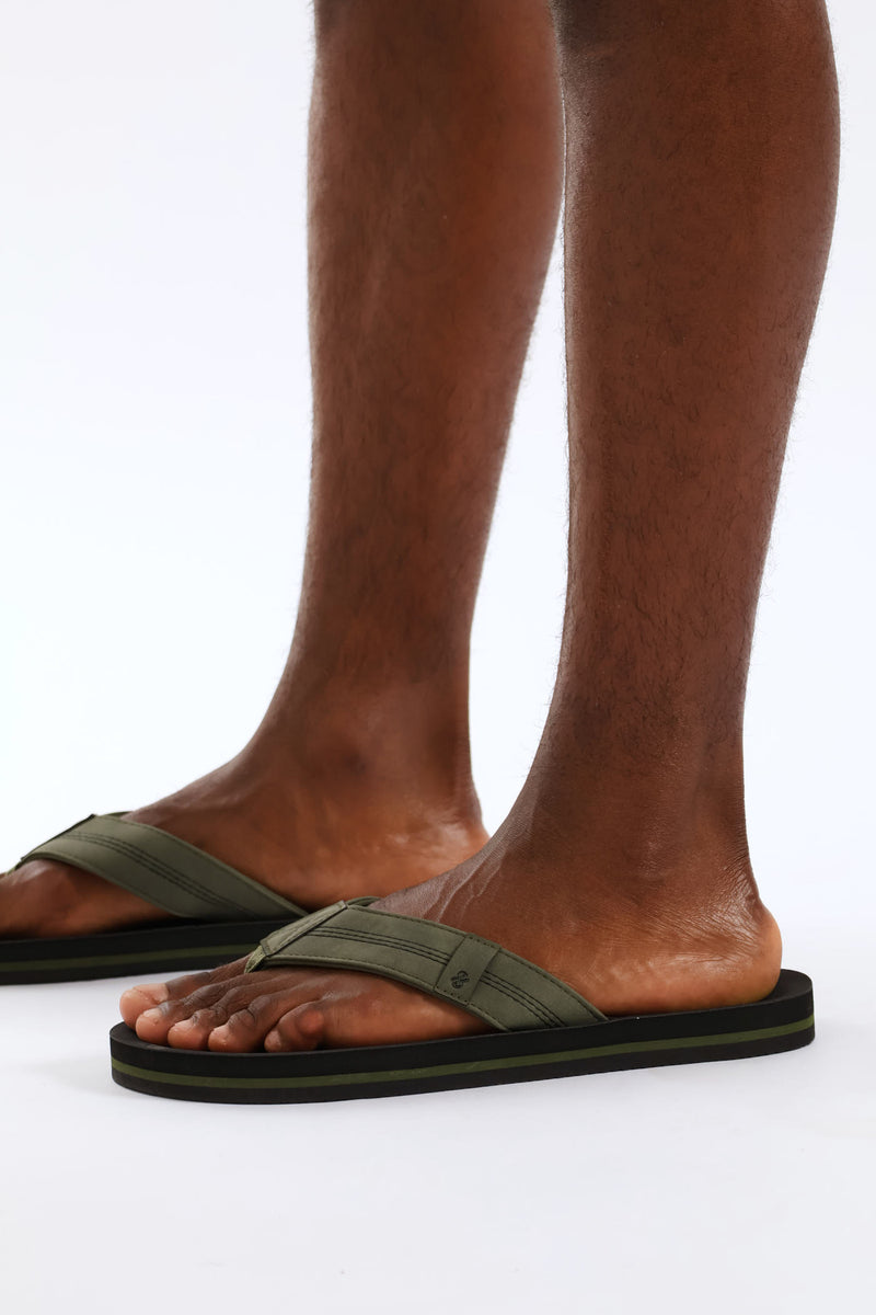 Moulded Footbed Wide Vamp Sandal - Black